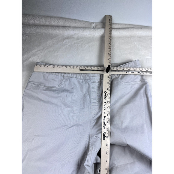 LL Bean Pants Pull On Size 18 Reg Khaki Wide Leg Stretch Hiking Travel - Picture 4 of 11